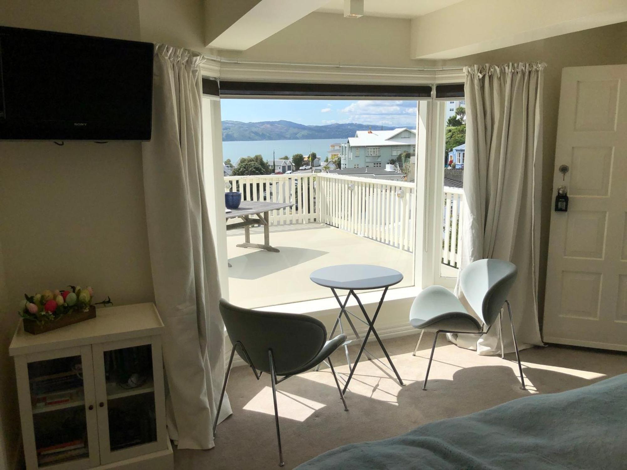 Incredible Views! Luxurious Studio & Outdoor Living Уелингтън Екстериор снимка