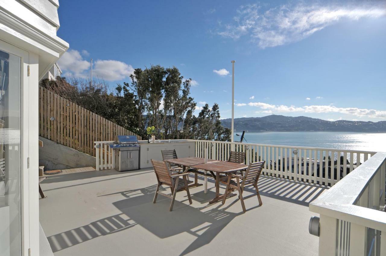 Incredible Views! Luxurious Studio & Outdoor Living Уелингтън Екстериор снимка